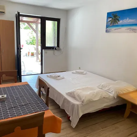 Alex Apartment